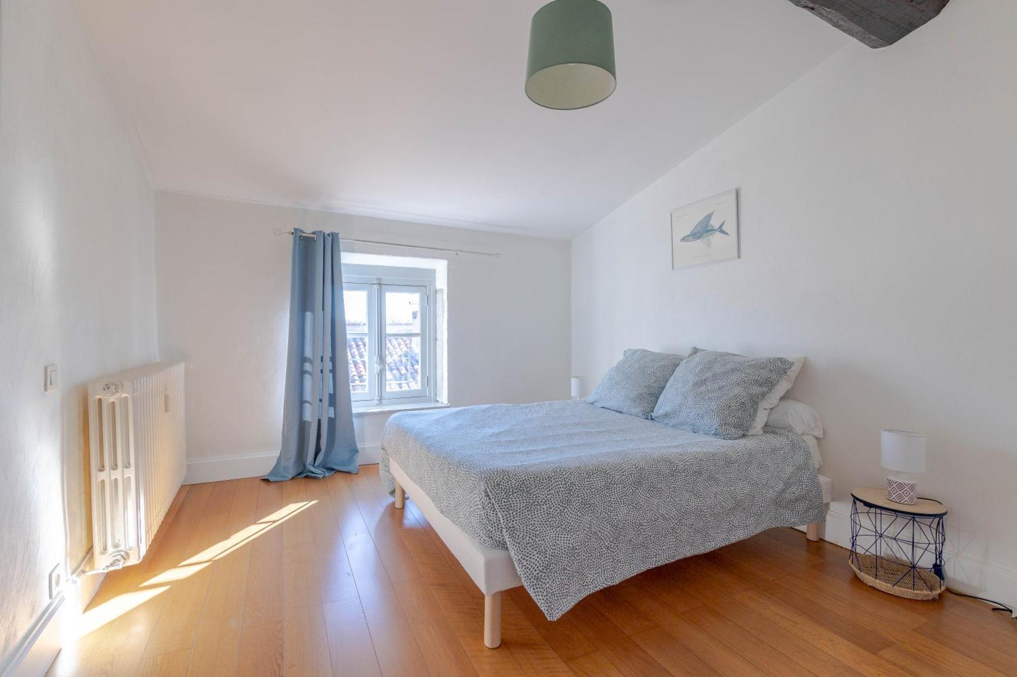 Bel Appartement Avec Cour Au Coeur De La Bastide Carcassonne Exterior photo