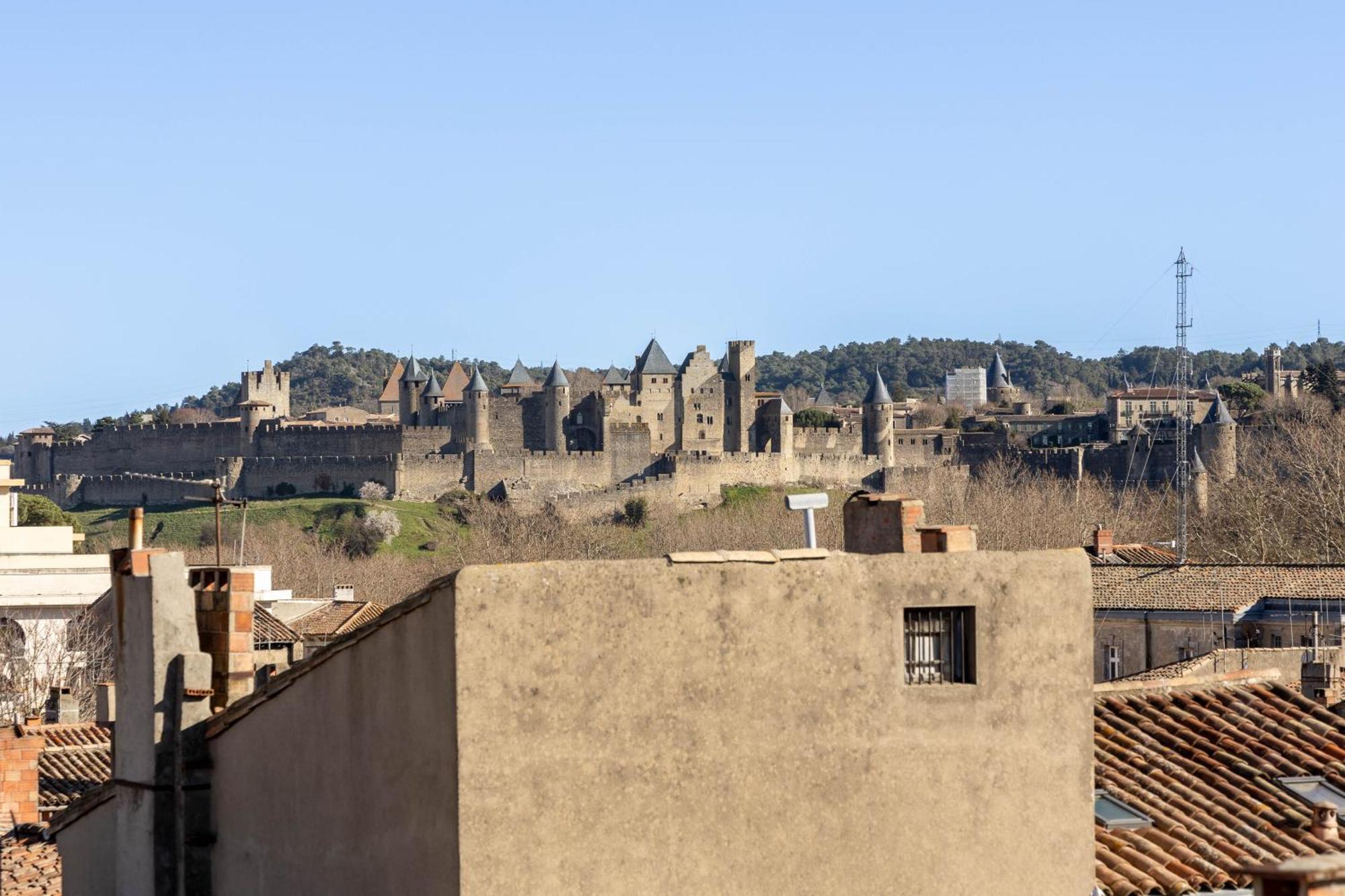 Bel Appartement Avec Cour Au Coeur De La Bastide Carcassonne Exterior photo