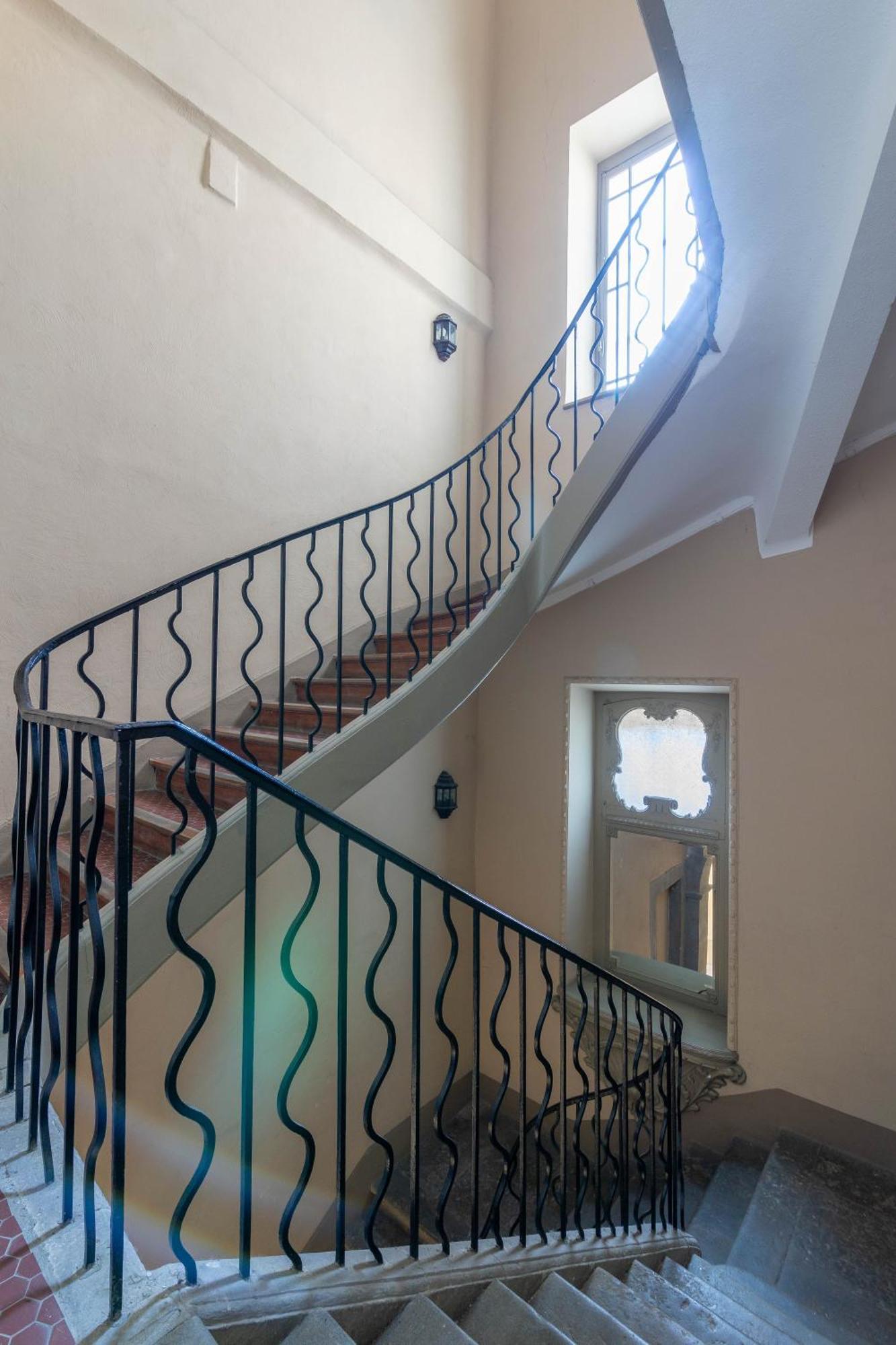Bel Appartement Avec Cour Au Coeur De La Bastide Carcassonne Exterior photo
